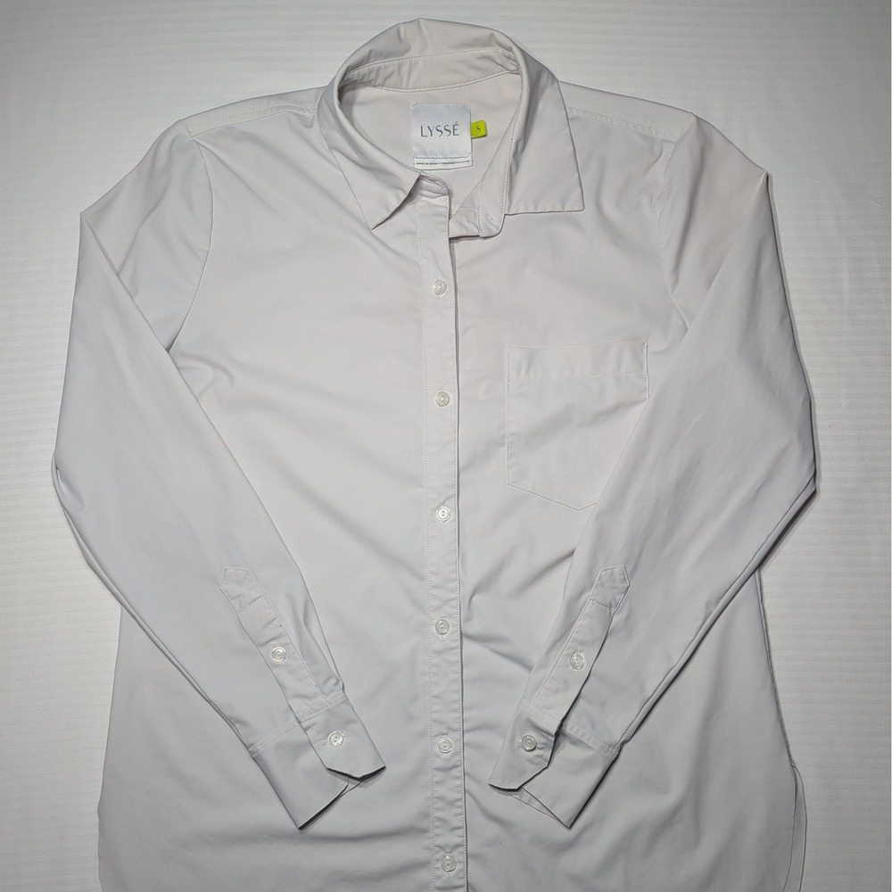 Lyssé White Schiffer Button Down Shirt Stretch Microfiber Size S 2026 Travel